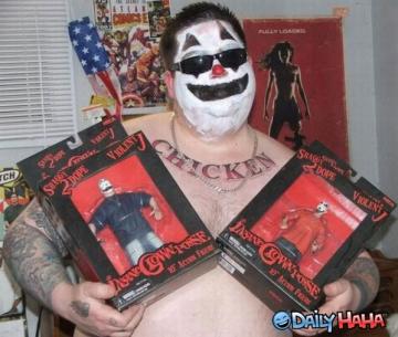 ALERT! ICP Fan With White Paint Giving Underage Large Women Alcohol.