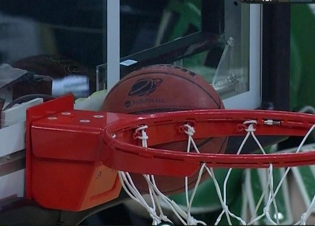 WNBA game suspended after ball gets stuck between rim and backboard